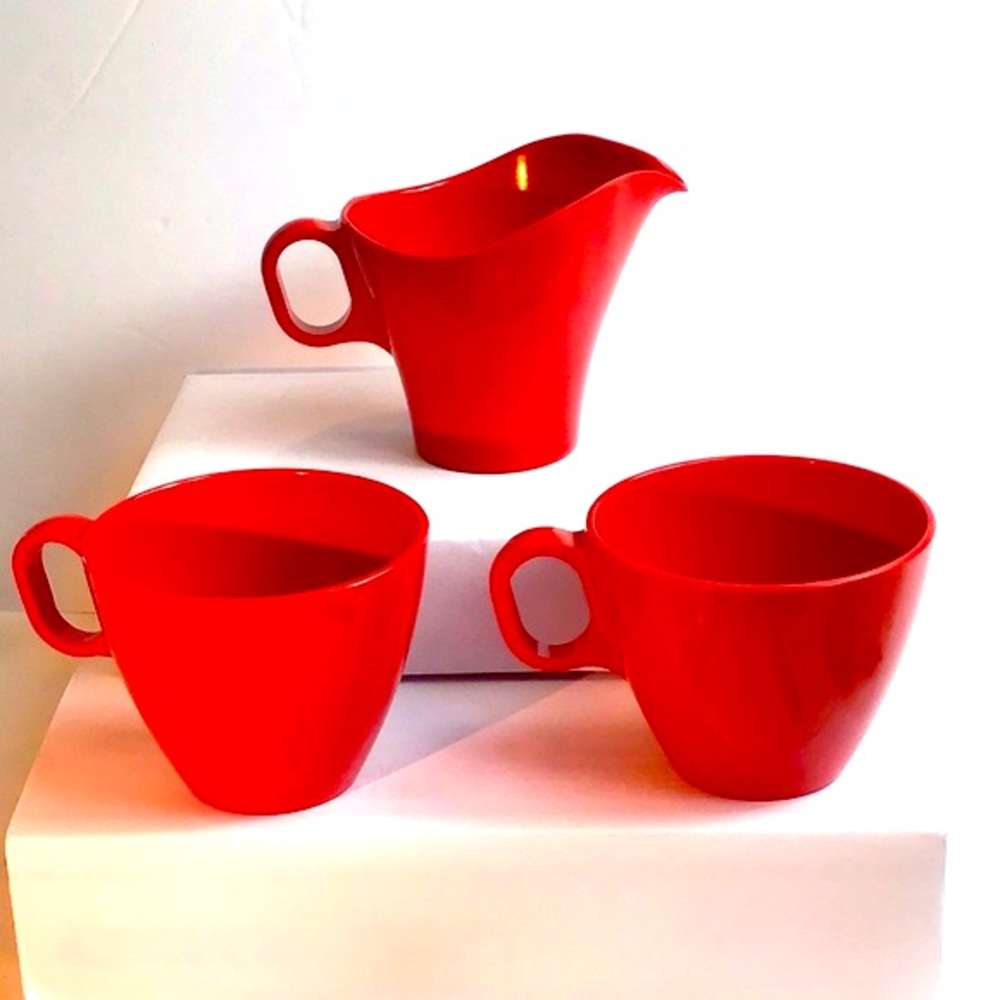 Boonton  Melmac ™️ Somerset pattern coffee cups & creamer